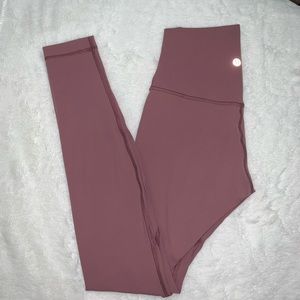Lululemon Align Figue